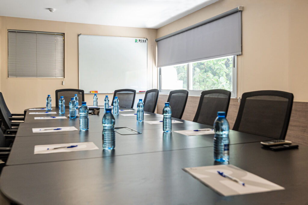 Rise Urban Art Hotel Modern Meeting Room